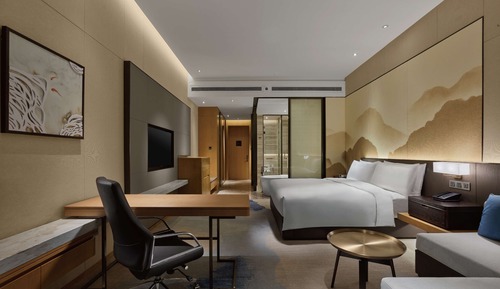 Deluxe Room, 1 King Bed