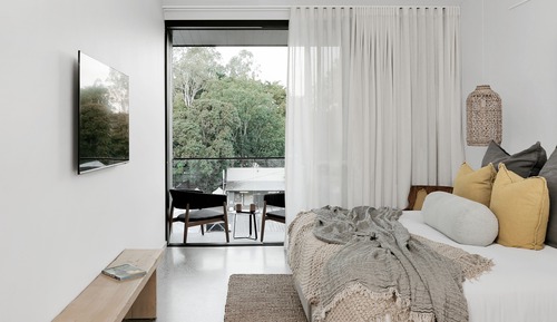 Studio With Balcony