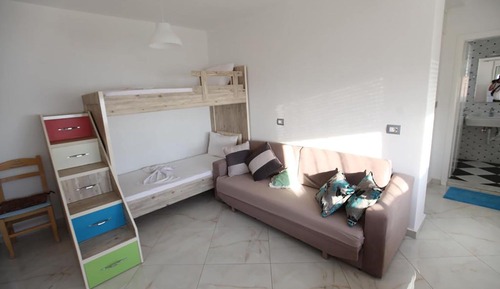 Apartment, Balcony