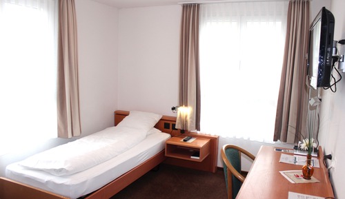 Single Room (Relax)