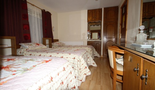 Triple Room, Ensuite