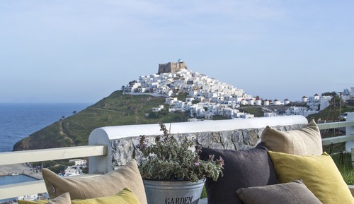 Villa Ble with Outdoor Jacuzzi