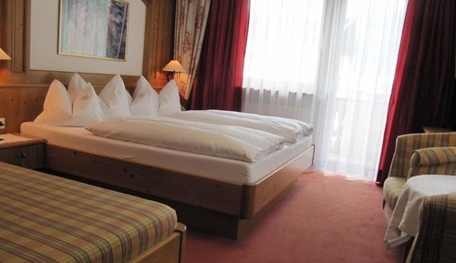Classic Triple Room, Mountain View