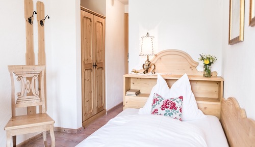 Single Room, Terrace