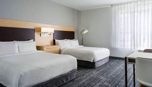 Studio, 2 Queen Beds (Mobility/Hearing Accessible, Tub)