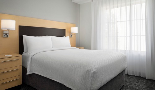 Suite, 2 Bedrooms (Hearing Accessible)