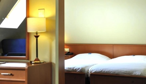 One Bedroom Apartment