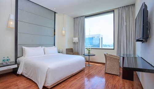 Deluxe Suite