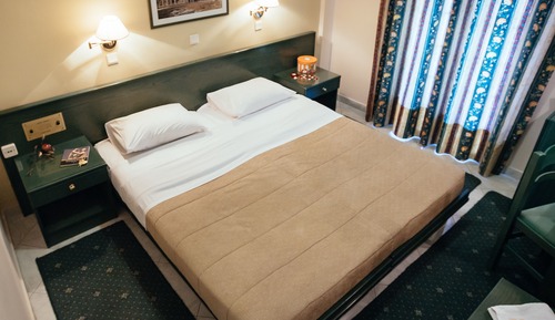 Economy Room