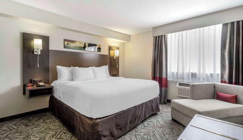 Suite, Multiple Beds, Non Smoking (Upgrade)