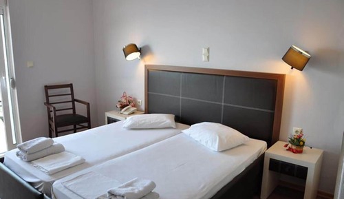 Economy Twin Room