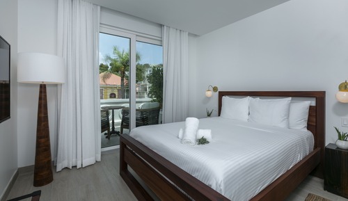 Premium Single Room