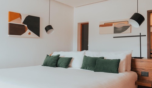 Suite, 1 King Bed (Spa Bath)
