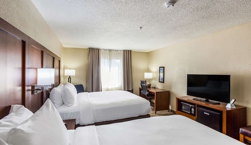 Standard Room, 2 Queen Beds, Non Smoking