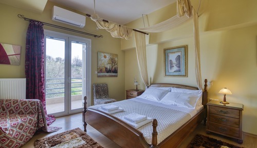 Family House, 1 Bedroom, Mountainside (The House Olympia)