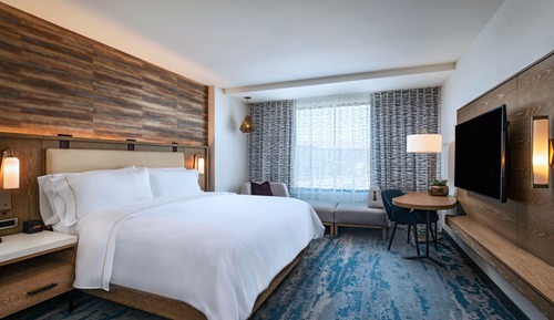 Traditional Room, 1 King Bed