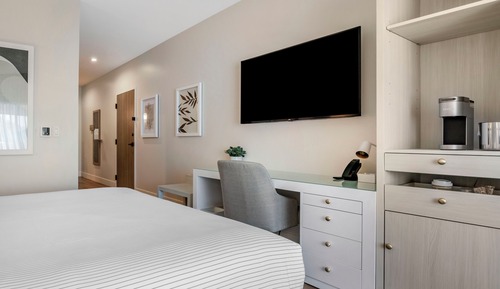 Suite, 1 King Bed, Non Smoking