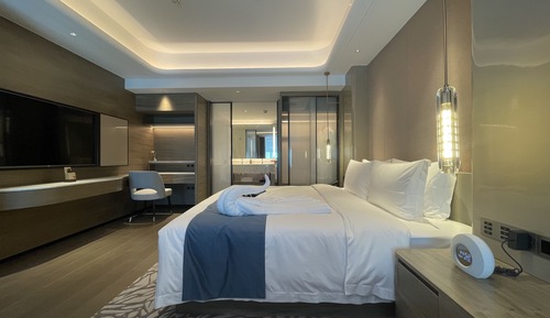 Suite, 1 Twin Bed, Lake View (Loft)