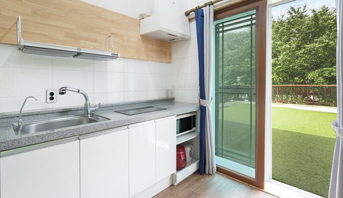 Basic Room, 1 Bedroom (Nang-e)