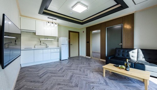 Basic Room, 1 Bedroom (ROOM 202)