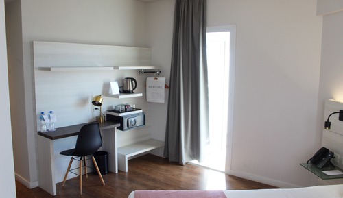 Standard Room, 1 King Bed