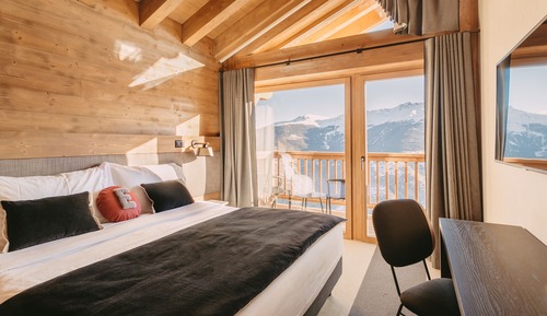 Premium Room