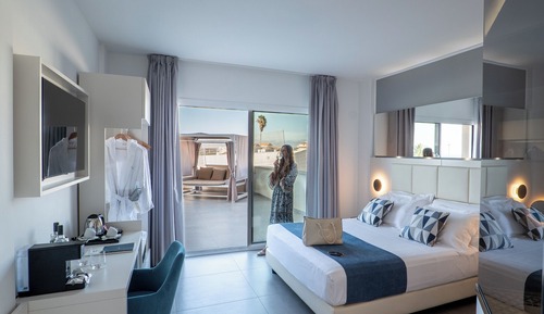 Suite, Sea View (3 people)