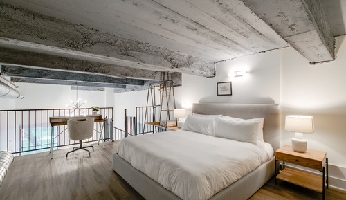 Loft, 1 Bedroom, Corner