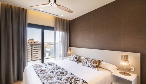 Luxury Penthouse, 2 Bedrooms, Terrace, City View