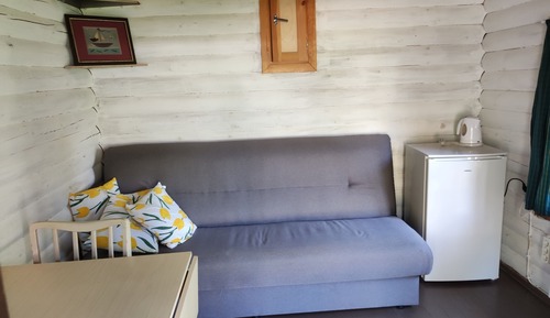 Economy Cabin, Shared Bathroom