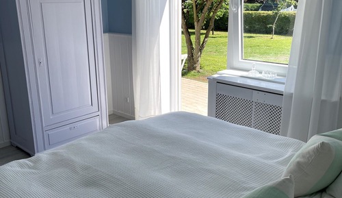 Classic Double Room, Terrace, Garden View