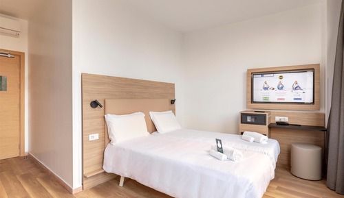 Standard Twin Room, Accessible, Non Smoking