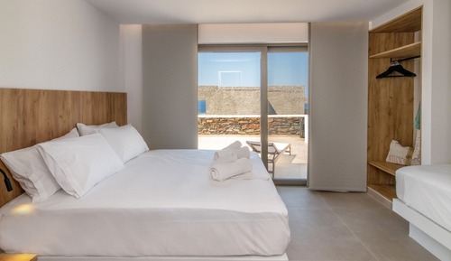 3Bedroom Suite with sharing pool