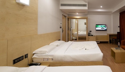 Family Quadruple Room