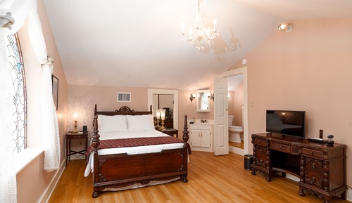 Premier Room