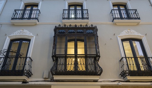 Family Apartment, Private Bathroom, Courtyard View (2 Habitaciones)