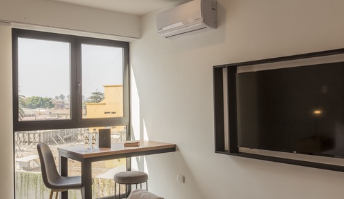 Loft (410)