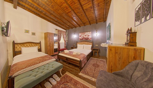 Luxury Triple Room