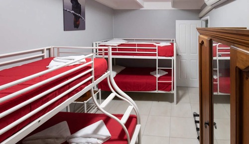2 Bedroom Turtle Cottage (2BR)