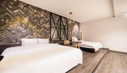 Room (Premium Twin (Randomly assigned with )