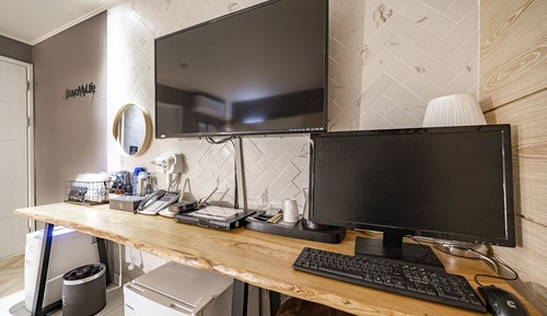 Room (Premium Twin (Double + Single) (Air p)