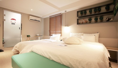 Room (Twin - Twin Bed (OTT))