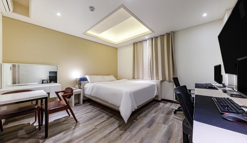 Room (Premium 2 PC)