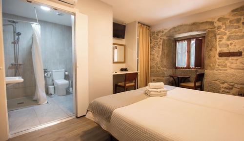 Economy Twin Room