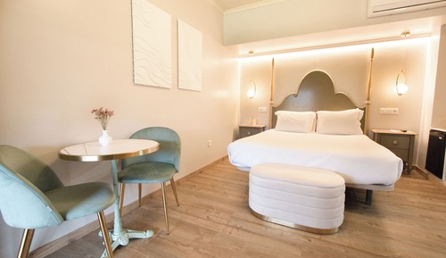 Romantic Double Room