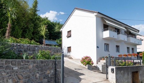 Apartment (Two bedroom apartment with Terrace an)
