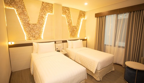 Deluxe Room, 2 Twin Beds, Non Smoking