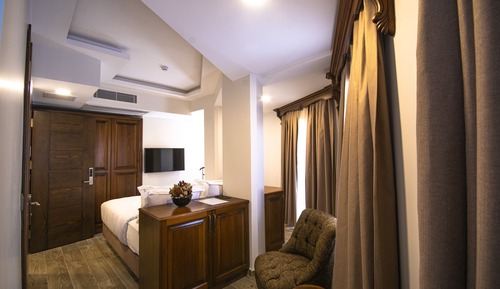Deluxe Single Room