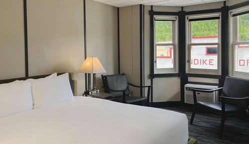 Premium Room, 1 King Bed (Coast)