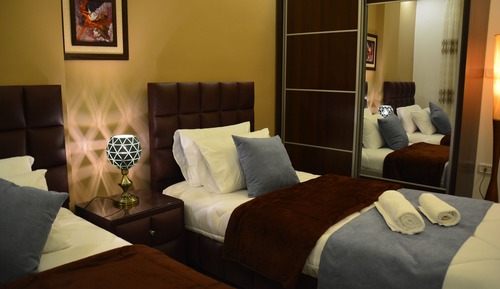 Suite, Multiple Beds, Kitchenette